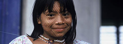 Indigenous girl, Peru.
© WWF / ANDRE BARTSCHI rel=