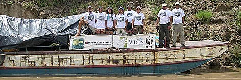 Crew of the Dolphin Survey boat, Orinoco River. June 2006
© Fundación Omacha rel=