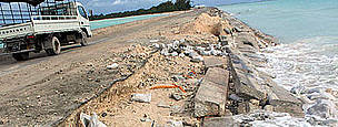 Serious storm surges have led to the collapse of the Dai Nippon causeway, Kiribati. According to ...
© Kaburee Yeeting
© Kaburee Yeeting