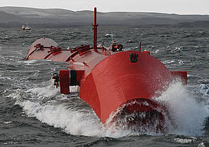 The world's first commercial wave farm is based in Portugal. It consists of three 750 kilowatt ... / ©: Pelamis Wave Power Red metal, jointed tubing moving in the sea waves. / ©: Pelamis Wave Power