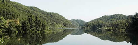 Forests lake in the Huayanxi Provincial Nature Reserve. Hunan Province, China.
© WWF / Michel GUNTHER Forests lake in the Huayanxi Provincial Nature Reserve. Hunan Province, China. rel=