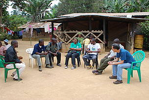 L'équipe du projet dans un village.
© DACEFI-2
© DACEFI-2