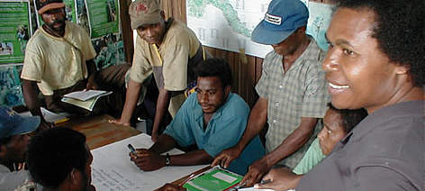 Pukapukui, Papua New Guinea.
© WWF-Paul Chatterton rel=