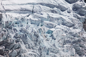Melting glacier, Gorek Shep, Everest region, Himalayas, Nepal.
© WWF / Steve Morgan
© WWF / Steve Morgan