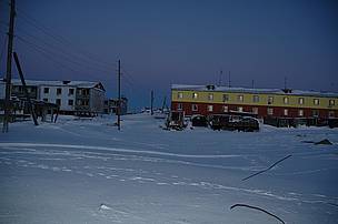 Tom's temporary home (the window with the light on) in Chukotka.
© Viktor Nikiforov Tom's temporary home (the window with the light on) in Chukotka.
© Viktor Nikiforov