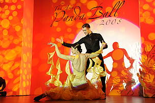 Dancers Chiang Yu Lan and Warren Boyce at the first Asia Panda Ball 2008
© WWF International
© WWF International