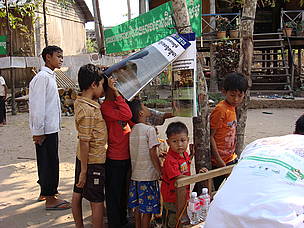 Education and awareness are an important part of WWF's work to reduce threats to the Mekong's ...
© Norng Sivuthan / WWF-Cambodia
© Norng Sivuthan / WWF-Cambodia
