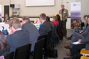 Martin Sommerkorn presents the RACER project to the Arctic Council in Lulea, Sweden, November 2011. / ©: Clive Tesar / ©: Clive Tesar